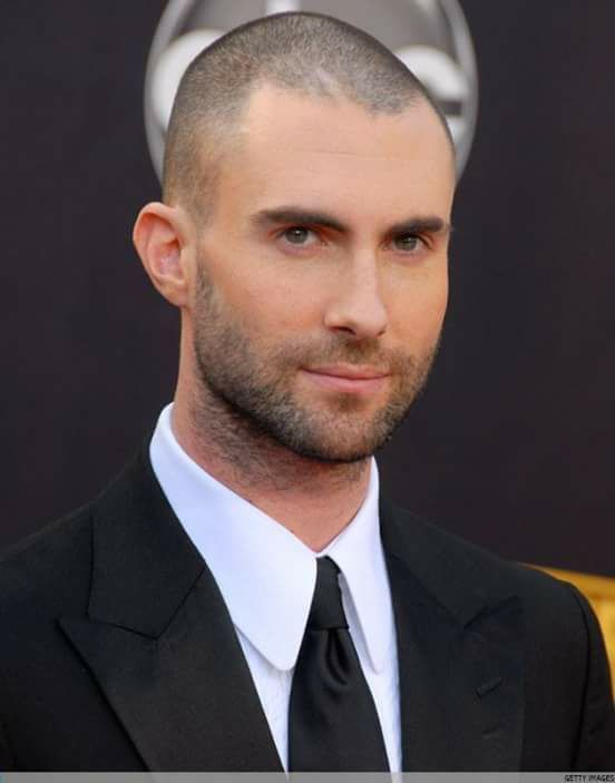 Pin by Scott Walker on Adam Levine | Adam levine haircut .