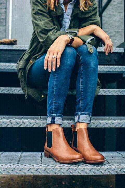 Amazing Outfits | Stylish fall boots, Boots outfit ankle, Fashi