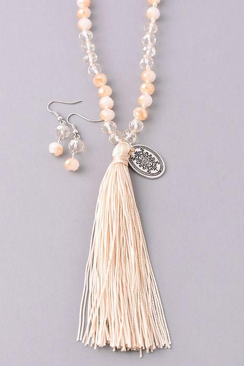 Beaded Beauty Tassel Necklace | Diy tassel necklace, Tassel .
