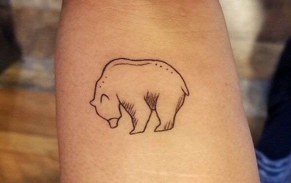 10+ Minimalist Bear Tattoo Ideas That Will Inspire You To Get .