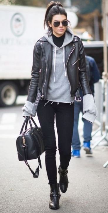 Best Fall Leather Jacket
      Outfits