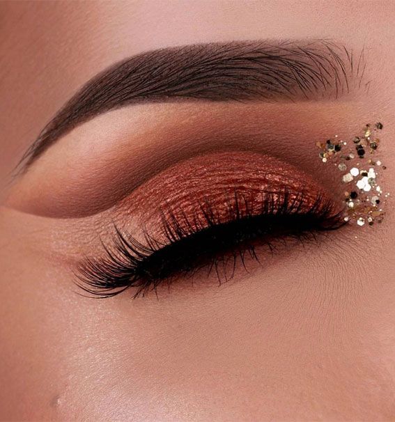 Best Eye Makeup Looks for 2021 : Rose gold makeup | Eye makeup .