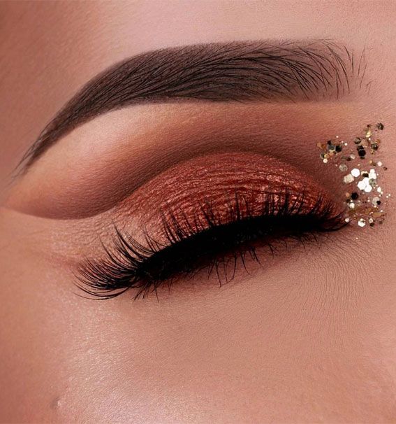 Best Eye Makeup Looks for 2021 : Rose gold makeup | Eye makeup .
