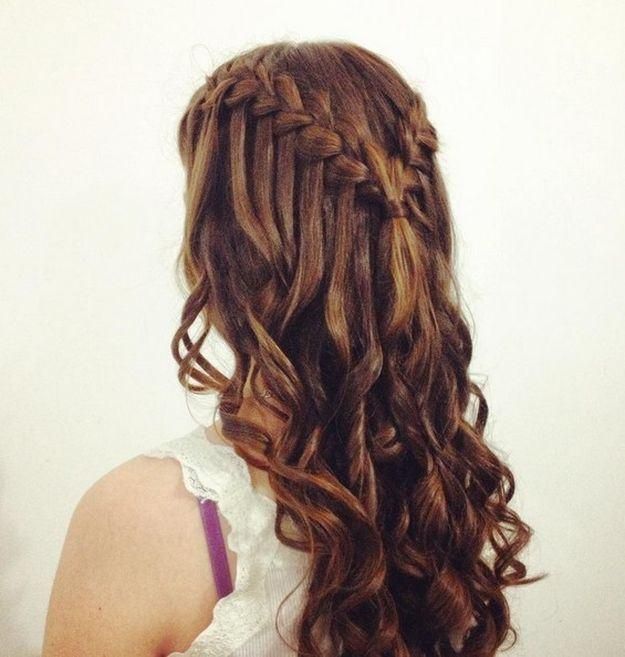 Homecoming Dance Hairstyles Inspiration Perfect For The Queen .