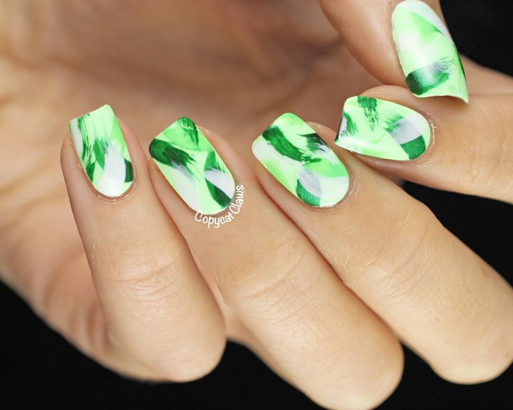 Copycat Claws: 31DC2014 Day 4 - Green Brushstroke Nail Art | Nails .