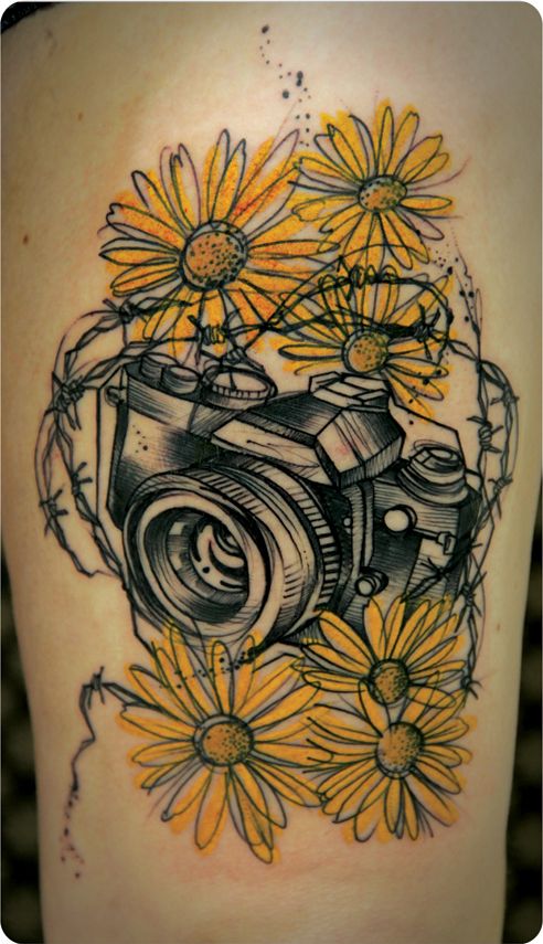 Tattoo done by Maxwell Alves. Curitiba-Brazil | Camera tattoos .