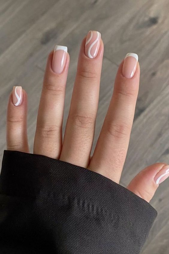 42+ Simple Nails For A Minimalist Look | Classic Nail Designs .