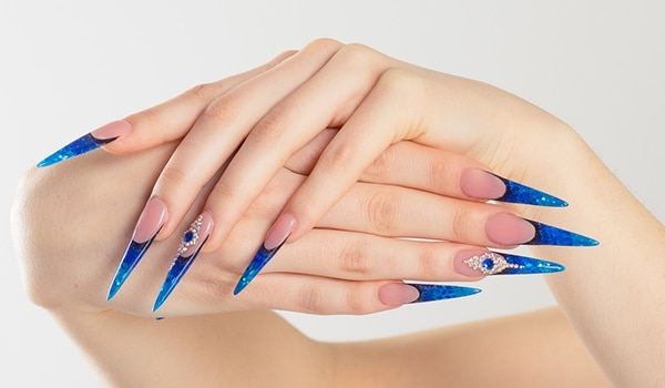 The best nail art designs for stiletto shaped nails | Be Beautiful .