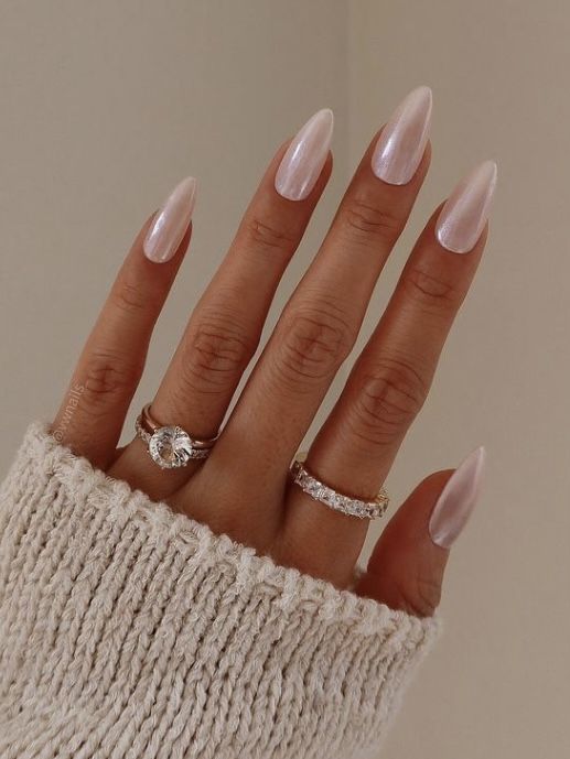 20 Hailey Bieber-Inspired Glazed Donut Nails to Keep Up With The .