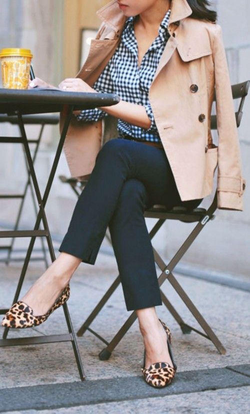 23 Stylish And Comfy Work Outfits With Flats | Roupa de trabalho .