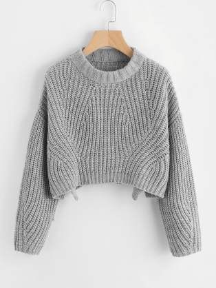 15 Cute Crop Top Sweater Outfits To Wear This Winter - Society19 .