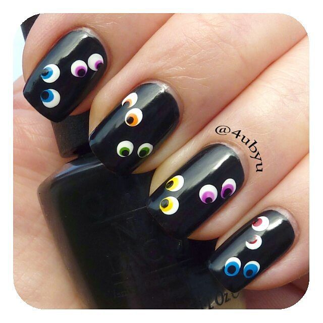 Spooky Eyes Halloween Nails | Manicura de uñas, Arte de uñas con .