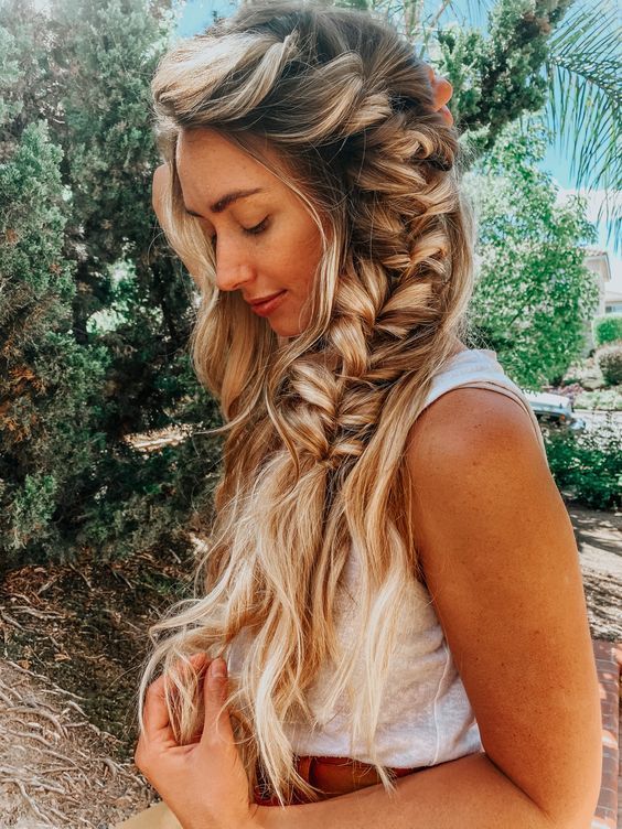 50+ Beach Hairstyles For An Effortless, Chic Summer Look | Boho .