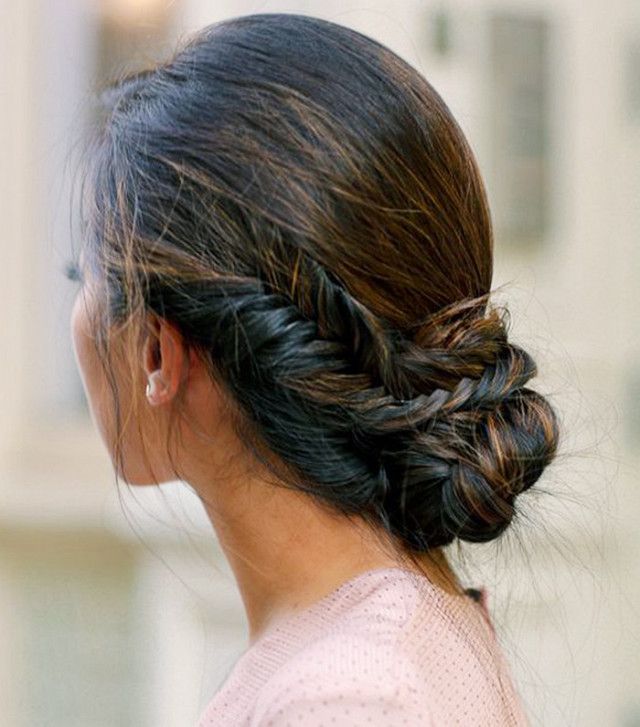 Watch: Two Easy Low Bun Hairstyle Tutorials to Take You From Day .