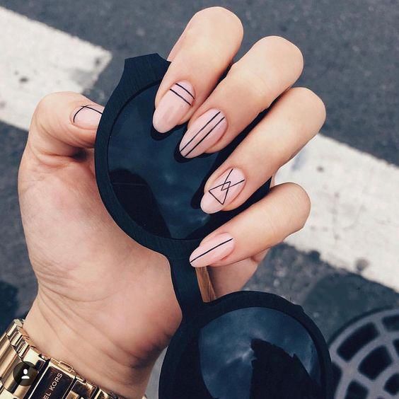 GEOMETRIC NAIL ART IDEAS | Lines on nails, Line nail art .