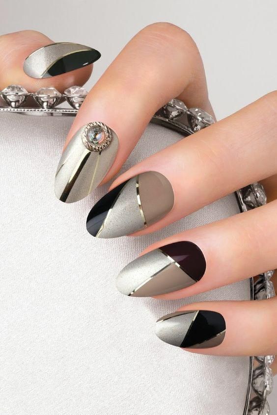 Manicure Geometric Nail Art Ideas | Elegant nail art, Geometric .