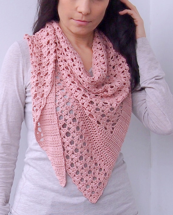 Buy Crochet Pattern Woman Shawl flower Dew Triangle Online in .