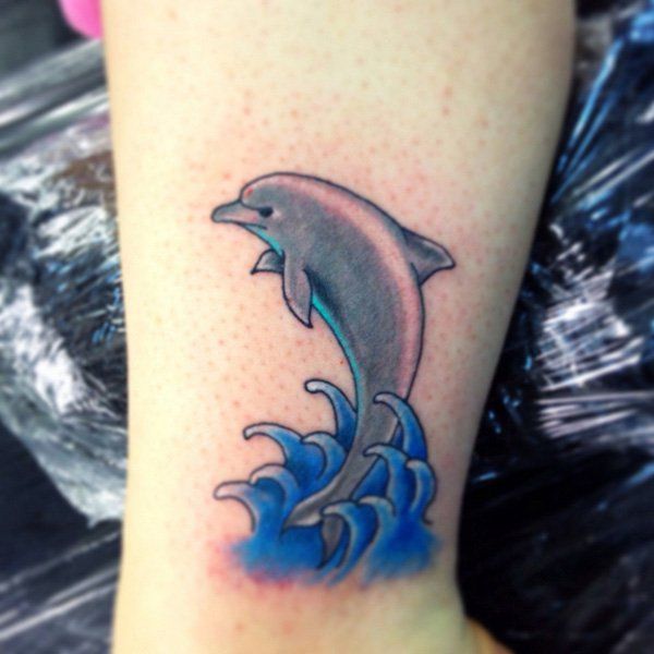 40+ Lovely Dolphin Tattoos and Meanings | Art and Design .