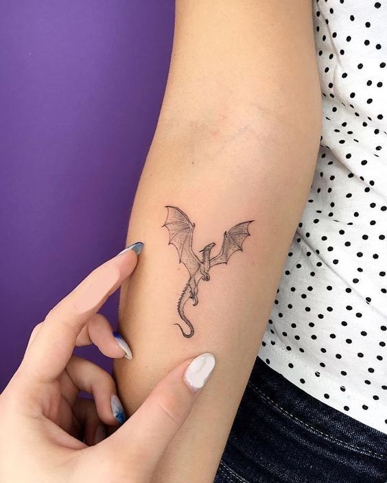 Bewildering Small Dragon Tattoo on Arm - Small Dragon Tattoos .