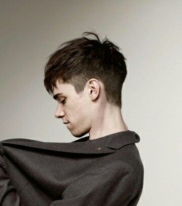 Edgy Long Men Hairstyles 