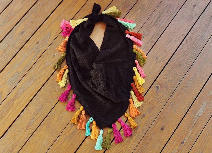 Make Your Own Tassel Scarf | Diy tassel, Diy scarf, Tassel sca