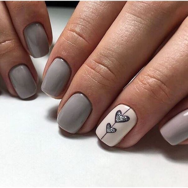 40+ Examples Of Grey & Silver Nails For A Cool Manicure | Heart .