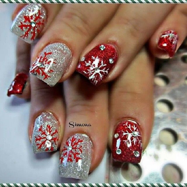 25 Most Beautiful and Elegant Christmas Nail Designs | Christmas .