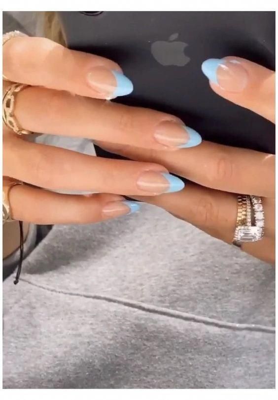 40+ Interesting French Tip Nails For A Super Trendy Manicure .