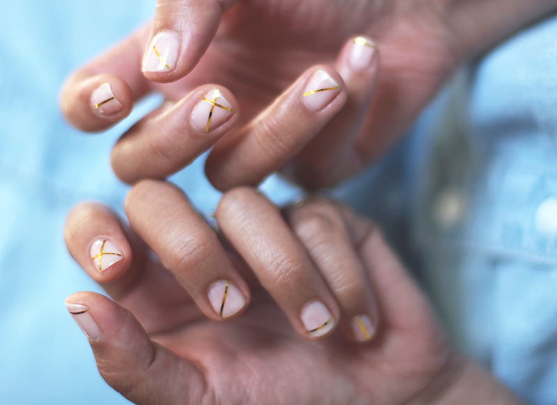 DIY Gold Striped Nails - Honestly W