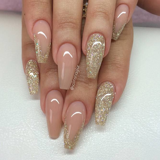 Beautiful Golden Manicure Ideas