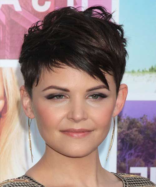 Found on Bing from www.pinterest.com | Short hair styles for round .