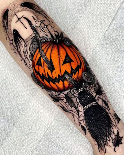 10+ Simple and Chic Pumpkin Tattoo Designs! | Pumpkin tattoo .