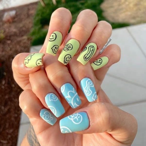 20+ Cute Smiley Face Nails To Try! - Prada & Pearls | Hippie nails .