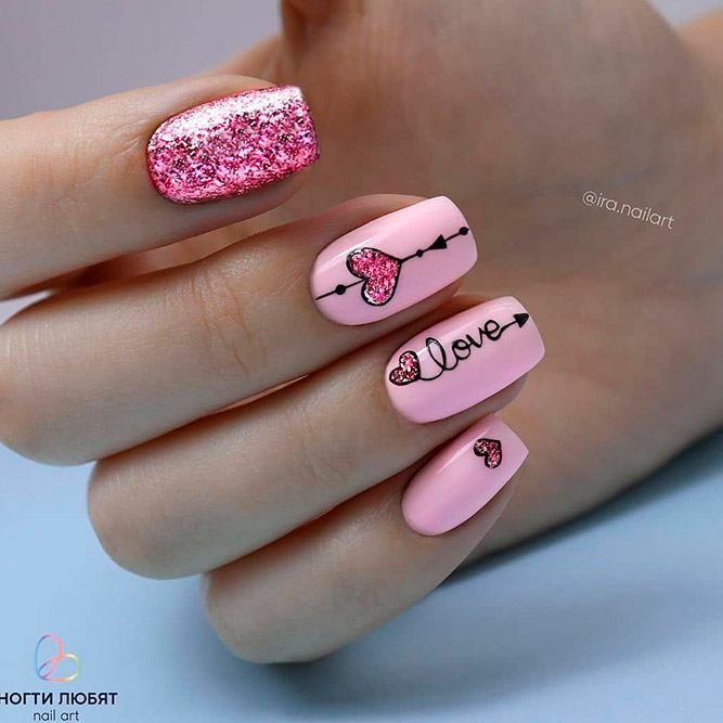 Queen Of Hearts Valentines Day Nails | Heart nail designs, Heart .