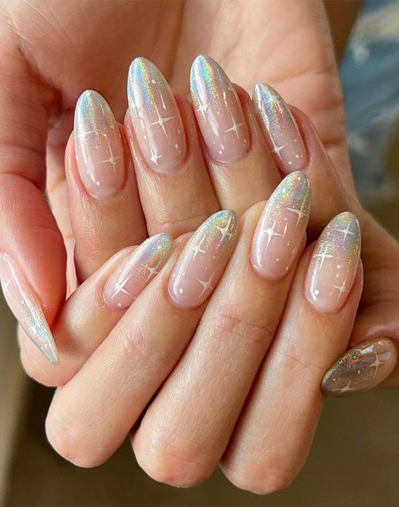35 Almond Nails For A Cute Spring Update : Holographic Ombré Nails .