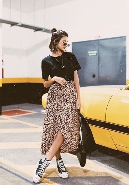 25 Cute Midi Skirt Ideas For Summer - VivieHome | Long skirt .