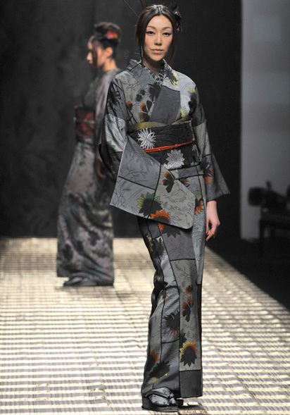 A Modern Tradition | Japanese outfits, Japan fashion, Kimono desi