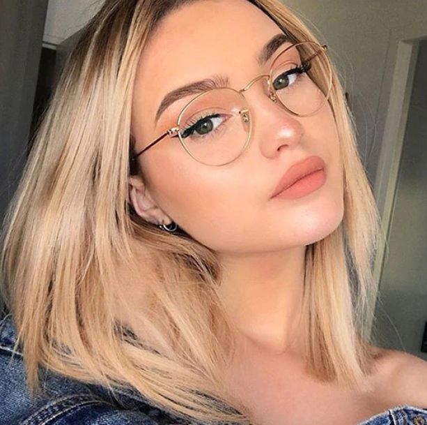 Aesthetic Clear Glasses | Short hair styles, Glasses makeup, Cute .