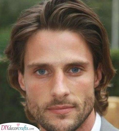 A Medium Flow - Medium Length Hairstyles for Men | Guy haircuts .