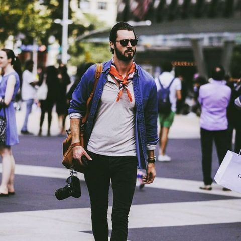 20 Men Outfits With Bandana Scarves | Beauty | Bandana outfit .