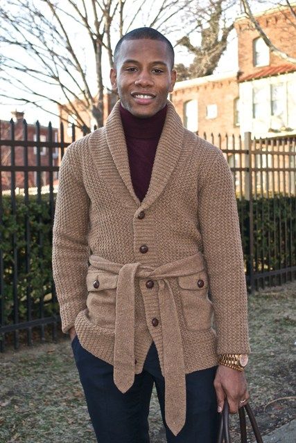 With marsala turtleneck and navy blue trousers | How to wear .