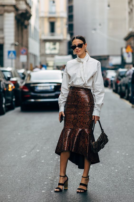 22 Midi Skirts You Can Wear Straight Through Fall | Street fashion .