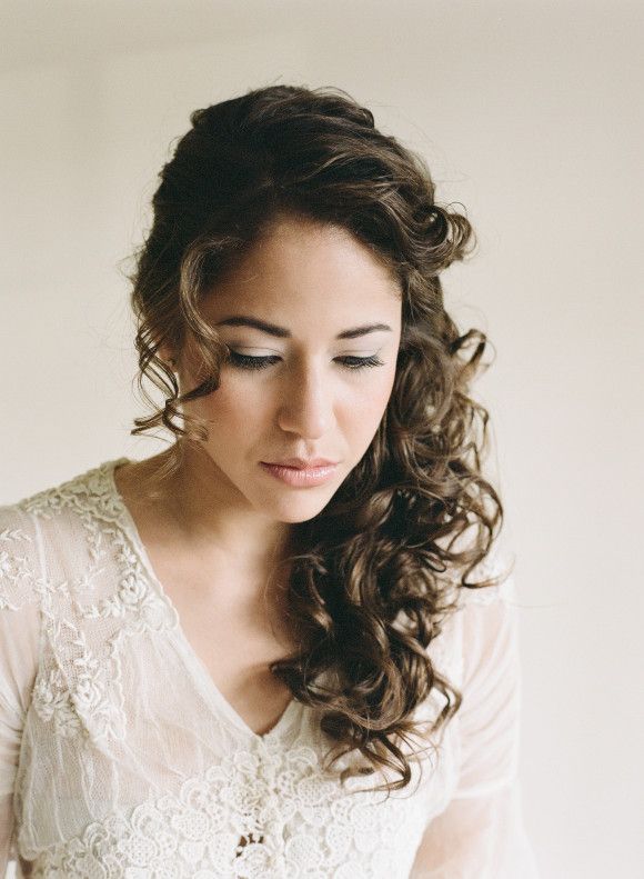 DIY elegant wedding updo tutorial - Best Wedding Blog | Curly .