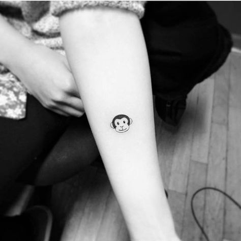 Twitter | Moños tattoo, Simbolos para tatuajes, Artistas tatuador