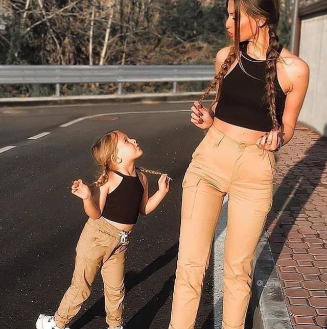 Mother And Daughter Outfits
      For Summer