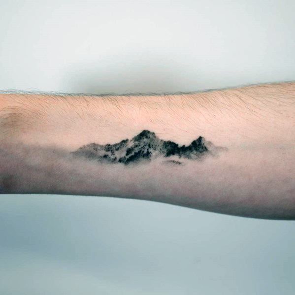 Top 47 Minimalist Mountain Tattoo Ideas [2021 Inspiration Guide .