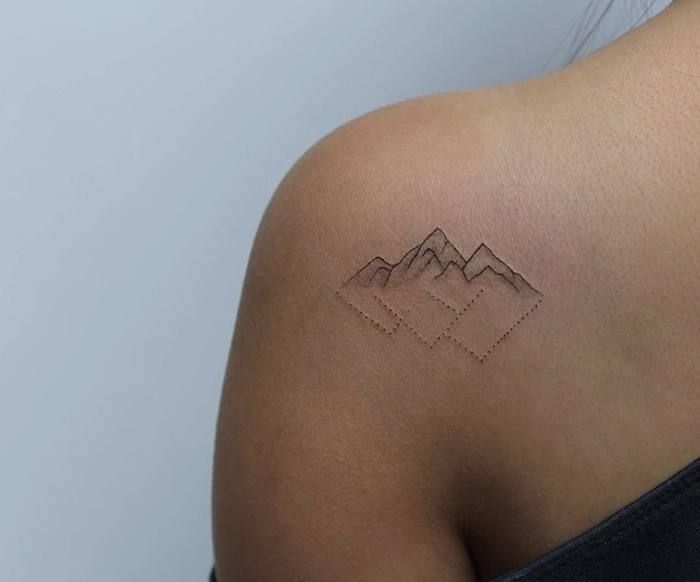46 Magnificent Mountain Tattoo Designs - TattooBloq | Pattern .