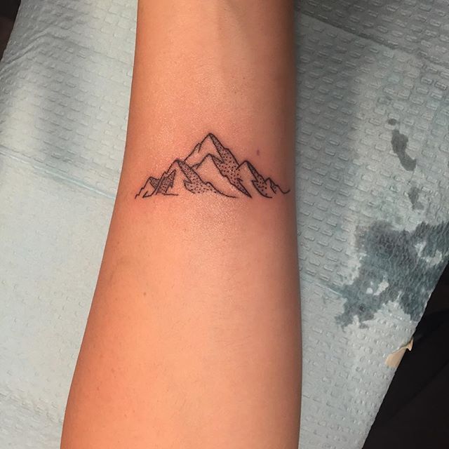 Mountain Tattoo Ideas For
      Women