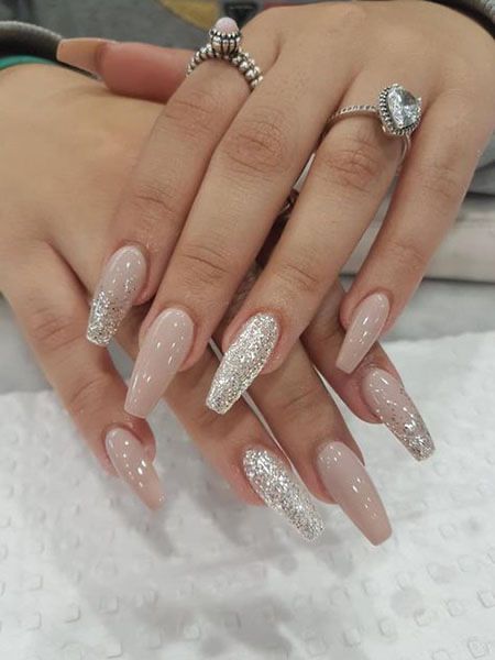 35 Trending Winter Nail Colors & Design Ideas for 2023 | Silk wrap .