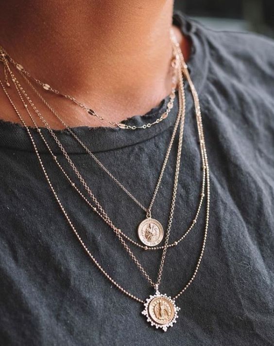 Necklaces | Gold necklaces | Jewelry | Inspiration | More on .
